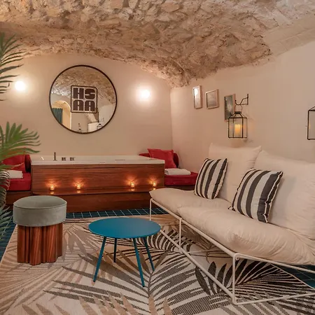 Hotel Saint-andré Des Arts 4*